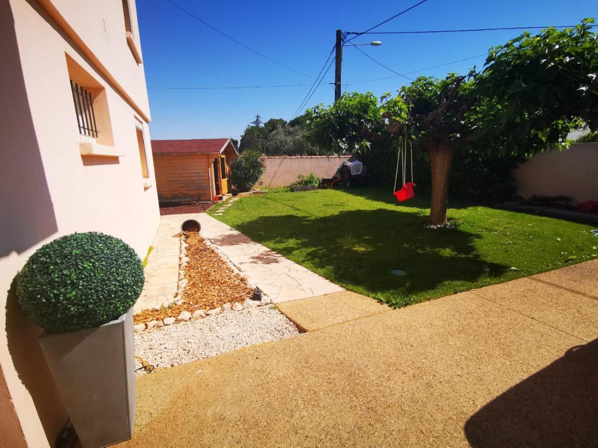 Gites Avec Grande Piscine Et Sa Terrasse Privative Bernis Zewnętrze zdjęcie