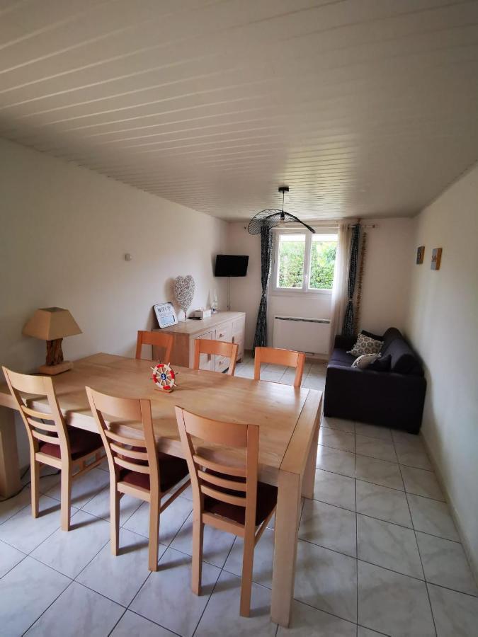 Gites Avec Grande Piscine Et Sa Terrasse Privative Bernis Zewnętrze zdjęcie